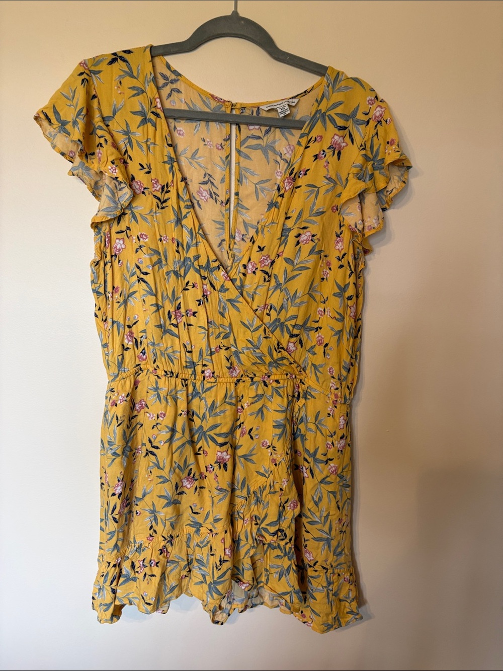American Eagle Outfitters Yellow Floral Romper